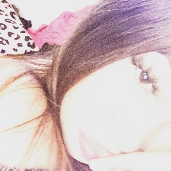 Profile Picture of Xamara Joslyn (@xamara5) on Poshmark