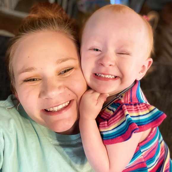 Profile Picture of Kaitlynn Swiney (@kaitlynn_swiney) on Poshmark