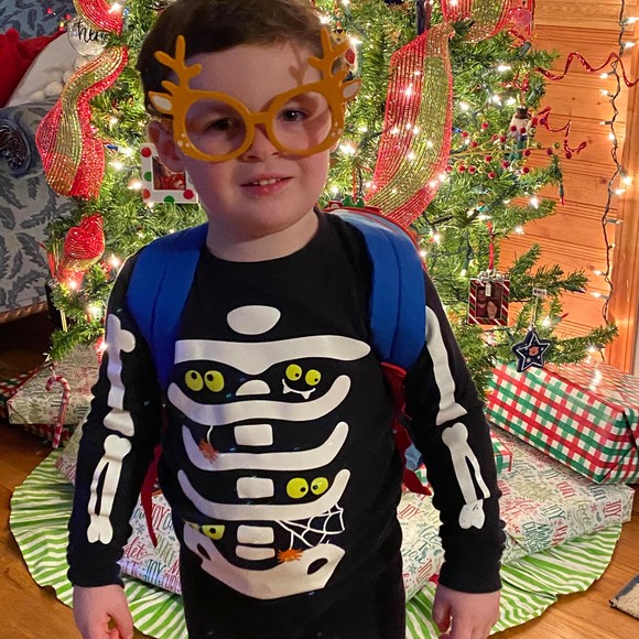 Profile Picture of Lew Moore (@lewmoore) on Poshmark