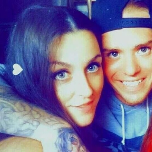 Profile Picture of Stephen Britten (@stephenbritten) on Poshmark