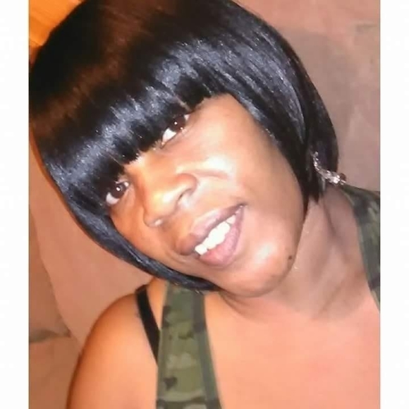 Profile Picture of Ernestine Cannon (@nicetina) on Poshmark