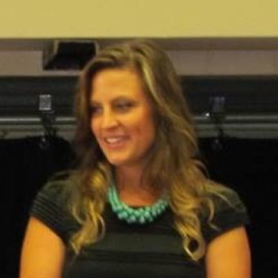 Profile Picture of Jennifer Benson (@JenniBenson77) on Twitter