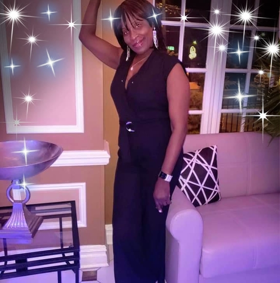 Profile Picture of Joy Chisholm (@jchisholm1011) on Poshmark