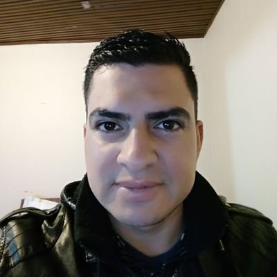 Profile Picture of John Bernal (@johnbernal008) on Twitter