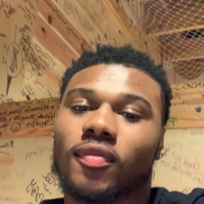 Profile Picture of GRAM (@Shifty_Jay10) on Twitter