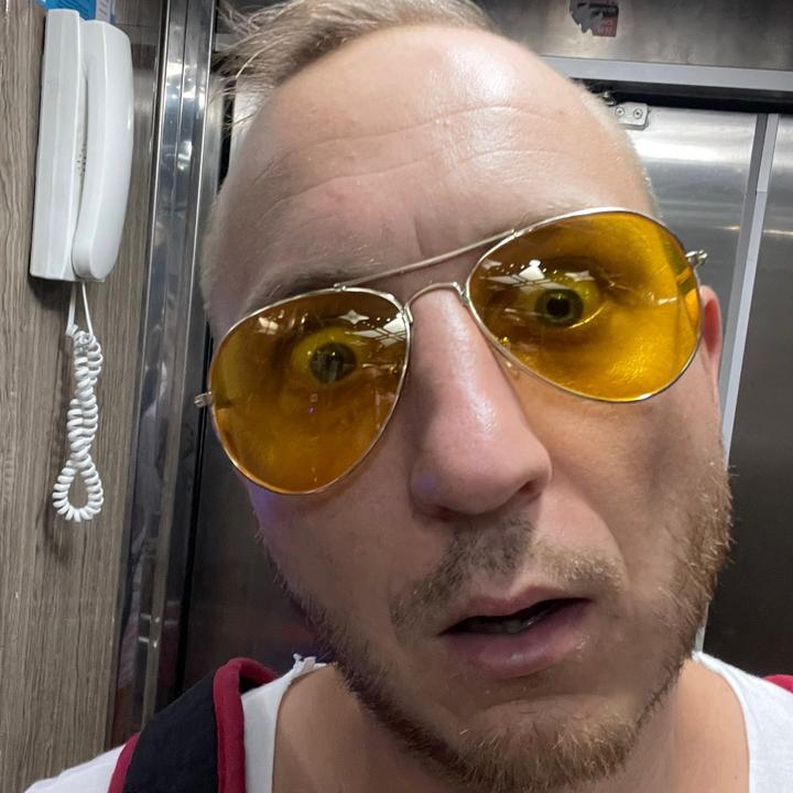 Profile Picture of Anton Tkachenko (@antonyweaver5) on Tiktok