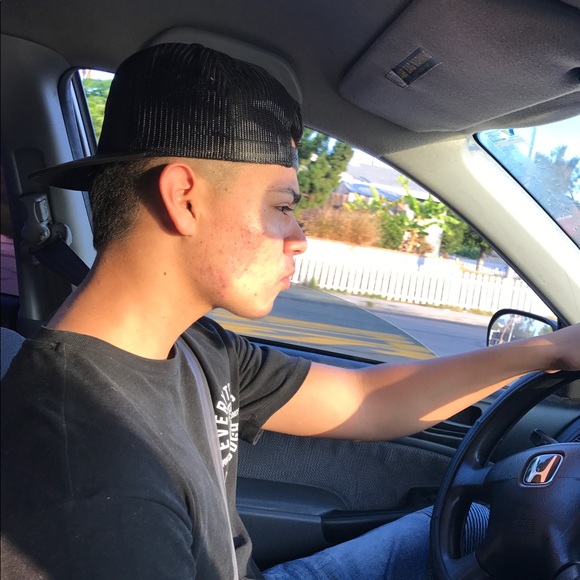 Profile Picture of Max Solano (@maxs619) on Poshmark