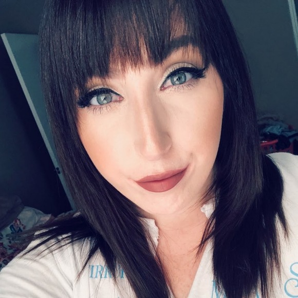 Profile Picture of Tamarawr Chason (@tctr411) on Poshmark