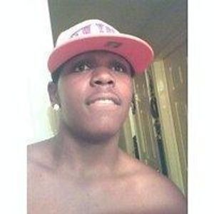 Dee Savage - Myspace Profile Picture of Dee Savage (@dsav36) on Myspace