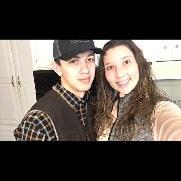 Profile Picture of James Goad (@traegoad17) on Poshmark