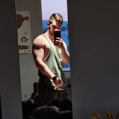 Profile Picture of Tom Perry (@TomPerry96) on Twitter