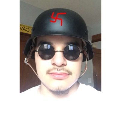 Profile Picture of Matthew Cozart (@YTWeezy07242) on Twitter