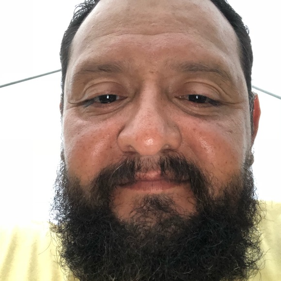 Profile Picture of Alvis Vargas (@alvis5) on Poshmark