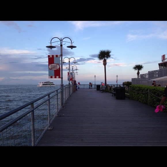 Profile Picture of Ericka Colozza (@erickac) on Poshmark