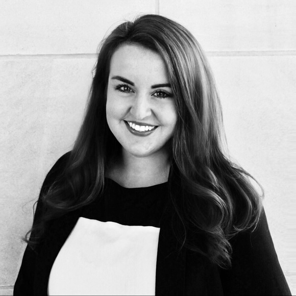 Profile Picture of Emma Berkal (@berkem) on Poshmark