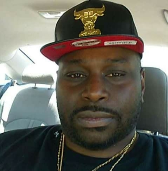 Profile Picture of Marlon Thompson (@steaqdy) on Poshmark