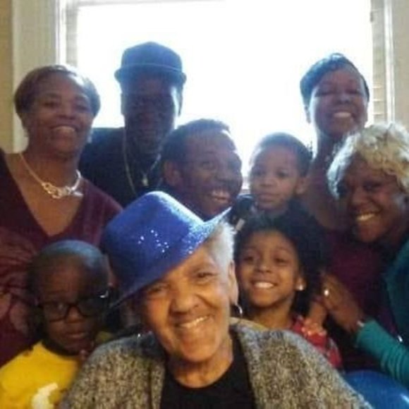 Profile Picture of Kita Horton (@kitahorton) on Poshmark