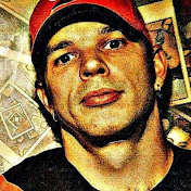 Profile Picture of Feathers  (@MrFeathers420) on Youtube