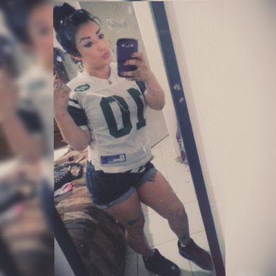 Profile Picture of Ruby Garza (@YoungChapa) on Twitter