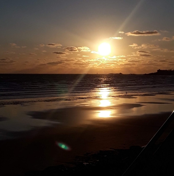 Profile Picture of Alysa Butterworth-jones (@alysabutterwort) on Poshmark