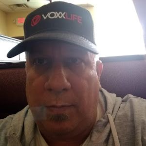 Profile Picture of Robb Wunderbar (@robertwolfson) on Tiktok