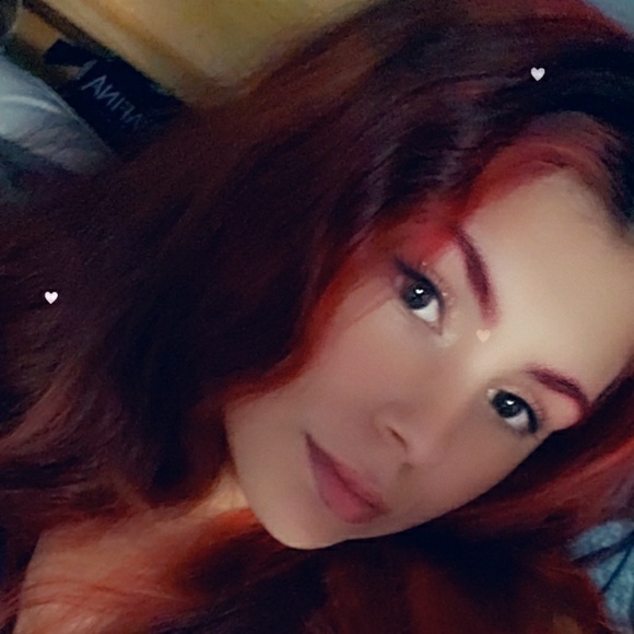 Julia Valenzuela - Poshmark Profile Picture of Julia Valenzuela (@mamimaria03) on Poshmark