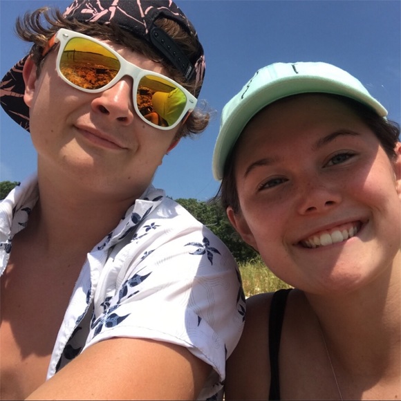 Profile Picture of Summer Blakemore (@summer_skyeb) on Poshmark