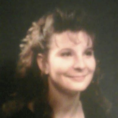 Profile Picture of Amanda Nault (@amandanault34) on Twitter