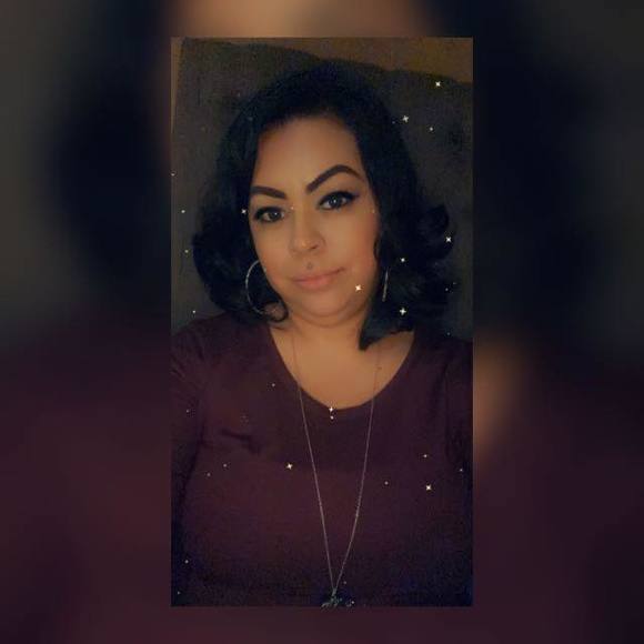 Profile Picture of Ilse Martinez (@mtzilse) on Poshmark