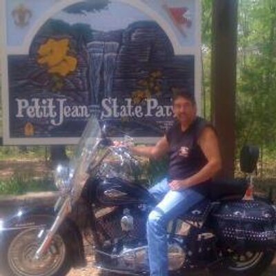 Profile Picture of Bill Sneed (@bs72211) on Twitter