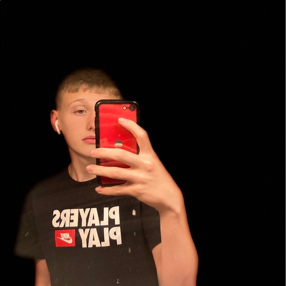 Profile Picture of James Inman (@jimthe_slim) on Poshmark