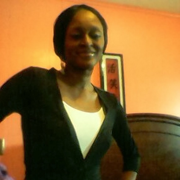 Profile Picture of Connie Ford (@cford200209) on Poshmark