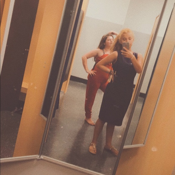 Profile Picture of Paula Lagenour (@itzpaula22) on Poshmark