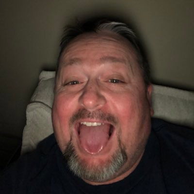 Profile Picture of Jason Weisel (@IndyCardsfan) on Twitter