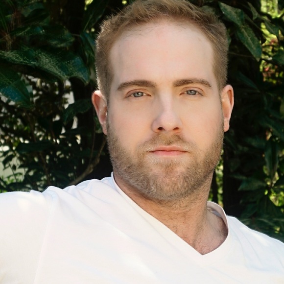 Profile Picture of Brian Mayer (@irondesk) on Poshmark