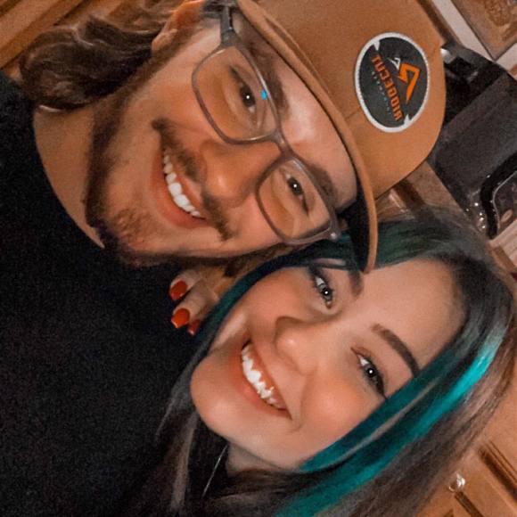 Mikaela Davis - Poshmark Profile Picture of Mikaela Davis (@mikaelad2005) on Poshmark