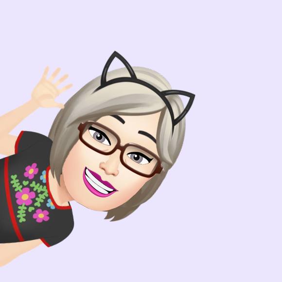 Profile Picture of Mimi Long (@dlong001) on Poshmark