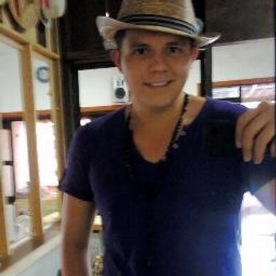 Profile Picture of Emmanuel Bahena (@PaRaDiSeCeArS) on Twitter