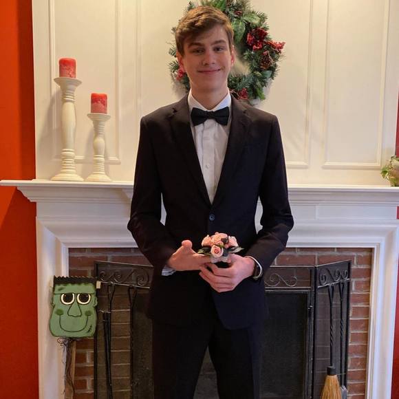 Profile Picture of Nicholas Nemecek (@hunternemecek) on Poshmark