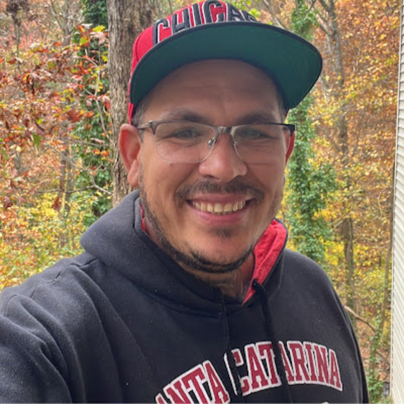 Profile Picture of Eder jose alves da silva Jose (@615547) on Poshmark