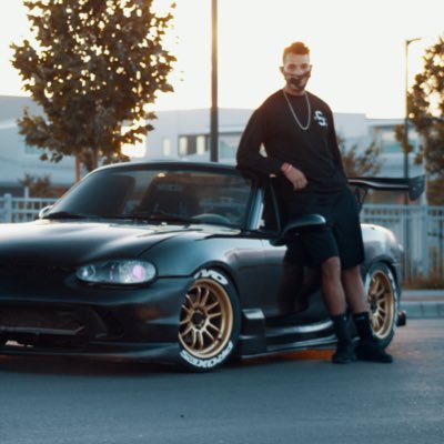 Profile Picture of Mark Esquivel (@Th3Real_Me) on Twitter