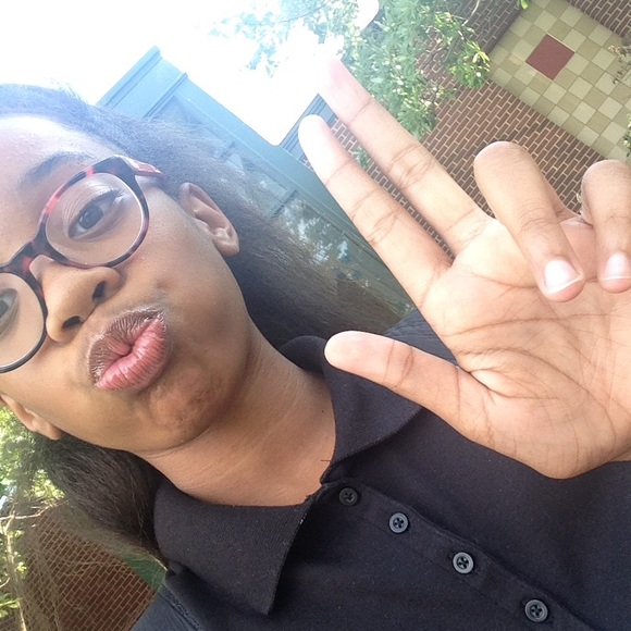 Profile Picture of Ryenne Tyus (@ryenne0805) on Poshmark