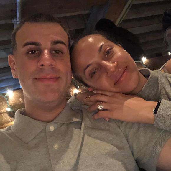 Profile Picture of Jonathan Stern (@vampking1503) on Poshmark