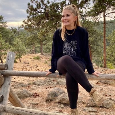 Profile Picture of Linds (@kathryn_lindsey) on Twitter