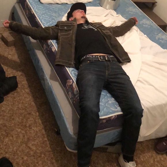 Profile Picture of Parker Zappone (@parkerzapoone) on Poshmark