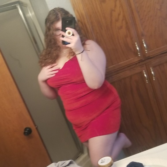 Profile Picture of Kyliana Bergerson (@kyliana_b) on Poshmark