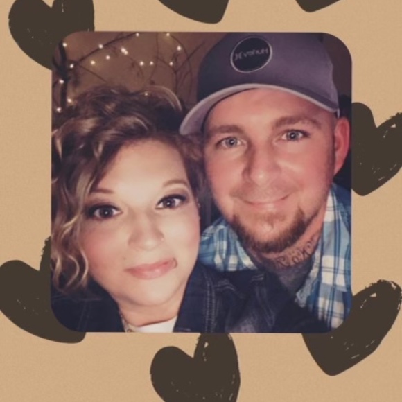 Tascha Deets - Poshmark Profile Picture of Tascha Deets (@taschadeets) on Poshmark