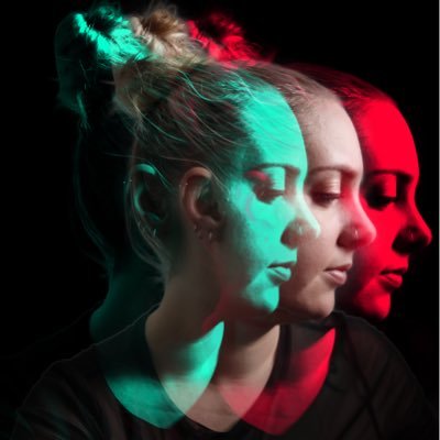 Profile Picture of Stephie (@imcountingufoz) on Twitter