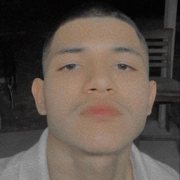 Profile Picture of Aaron Caballero (@caballero500001) on Poshmark