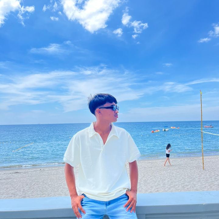 Profile Picture of Michael Manalili (@jr_manalili) on Tiktok